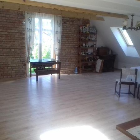 Izdebka W Zaciszu Bed & Breakfast Czarna Dabrowka Exterior photo