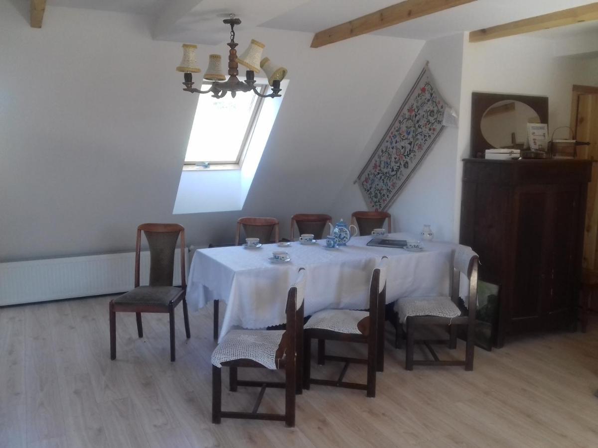 Izdebka W Zaciszu Bed & Breakfast Czarna Dabrowka Exterior photo